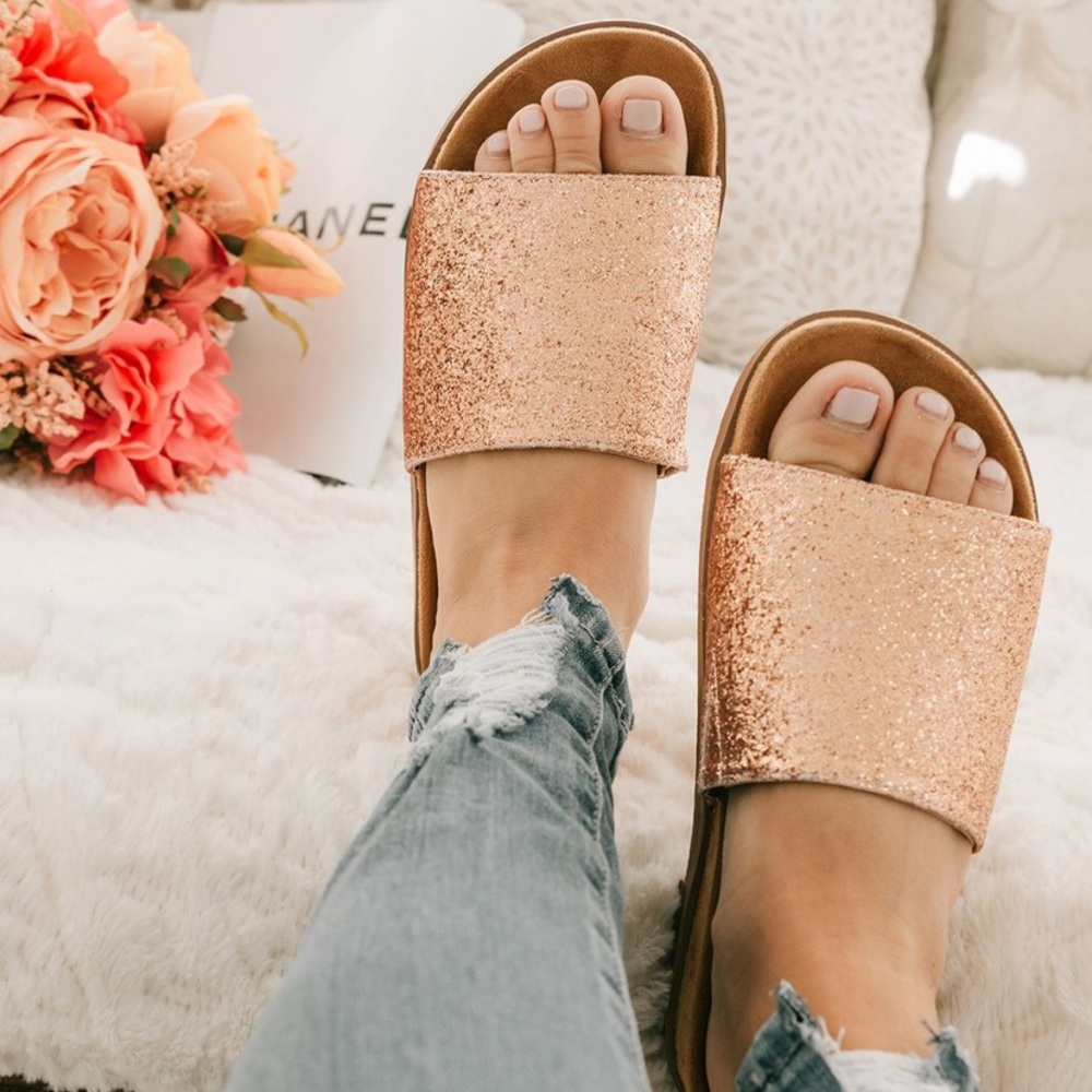 Nana Macs Slides